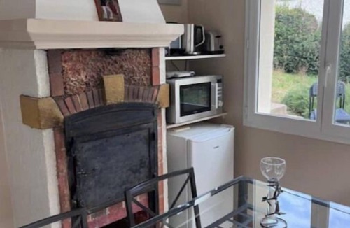 Auriol House | Petite Maison de Charme