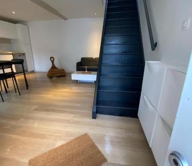 Lisses House | Petite maison de ville