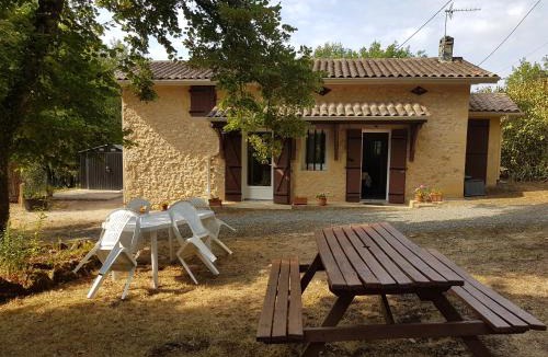 Baneuil House | Petite maison du Tertre