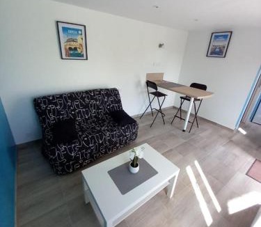 Le Tronquay House | Petite maison du Tronquay