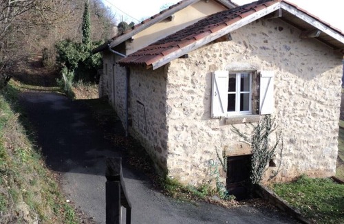 Firmi House | Petite maison en pierres proche du village d'agnac