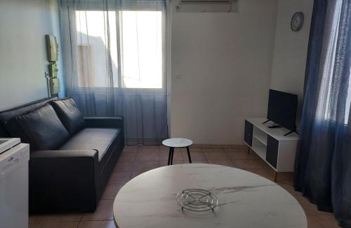 Lavardac Apartment | petite maison lavardac