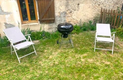 Saint-Mihiel House | Petite maison lorraine avec cheminée et jardin