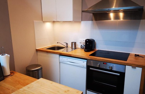 Arenes Romaines - Saint-Martin-du-Touch Apartment | Petite maison T2 Saint Martin du touch