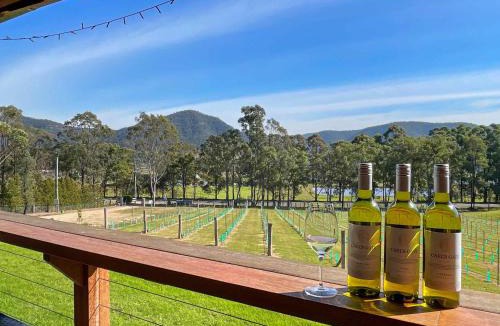 Broke Villa | Petra at Cael's Gate