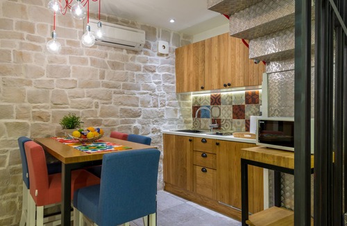 Dubrovnik Old Town Apartment | Petra design apartment Dubrovnik; FREE wireless internet and breakfast!