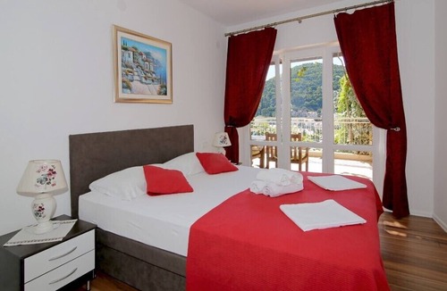 Babin Kuk Apartment | Petra - MALI - Two bedroom apartment with terrace