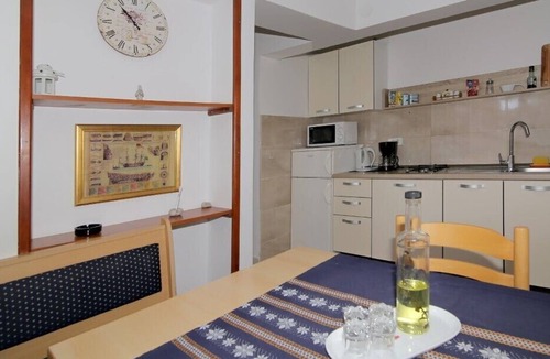 Babin Kuk Apartment | Petra - MALI - Two bedroom apartment with terrace