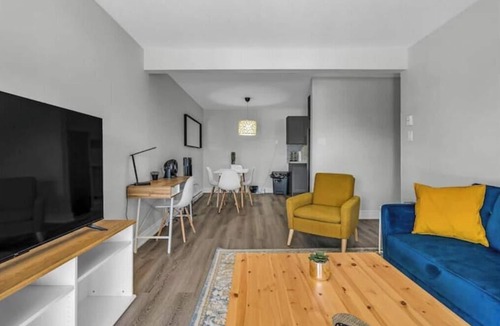Long Sault Apartment | Pets AC Wi-Fi 10 min Cornwall
