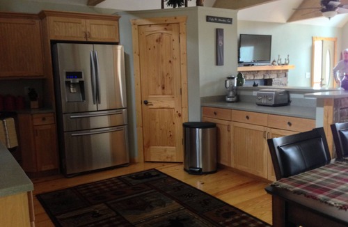 Ellijay Cabin | Pets allowed, Family friendly, Cozy mountain cabin