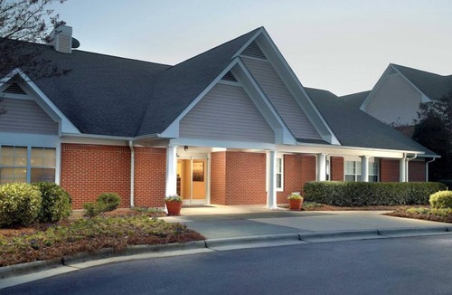 Morrisville Apartment | Pets Allowed! Unit with Fully-equipped Kitchen! Comes w/FREE Breakfast & Pool!