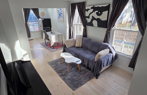 Hartford Apartment | Pets friendly Studio Loft near Downtown Hartford