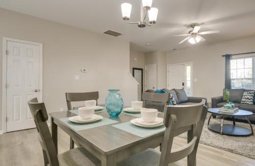 Southeast Raleigh House | Pets Welcome: Townhome w/Patio in Raleigh!