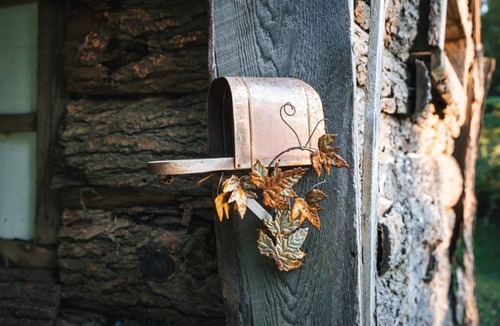 Town of Sempronius Cabin | Petticoat Junction at Turn Back Time