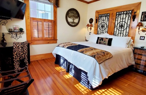 Pettigru Street Historic District Bed & Breakfast | Pettigru Place Bed & Breakfast