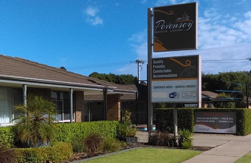 Echuca Hotel | Pevensey Motor Lodge