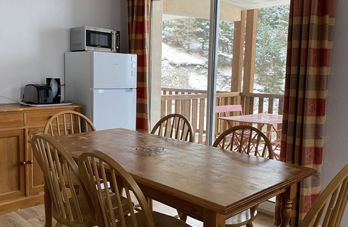 Germ Apartment | PEYRAGUDES - BACK ON SKIS - Sleeps 8