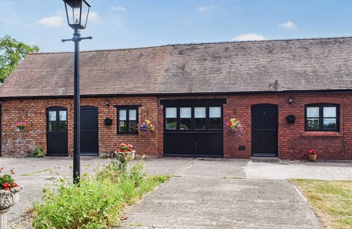 Usk Apartment | Pheasant Pens 2 - UK50188