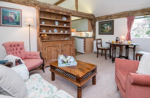 Henley-on-Thames House | Pheasants Hill Old Byre
