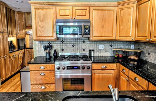 Westminster House | Phenomenal 3-bedroom Townhome with High End Upgrades