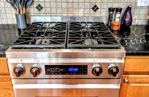 Westminster House | Phenomenal 3-bedroom Townhome with High End Upgrades