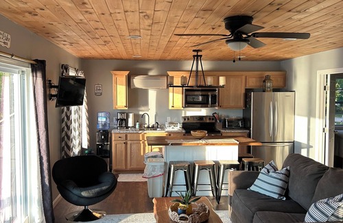 Franklin County House | Phenomenal 3-bedroom house with AC in charming Swanton