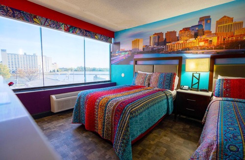 West Philadelphia Hotel | Philly Inn & Suites