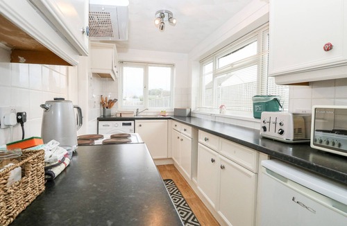 Reedham Cottage | PHLOXHAVEN, pet friendly, with open fire in Reedham
