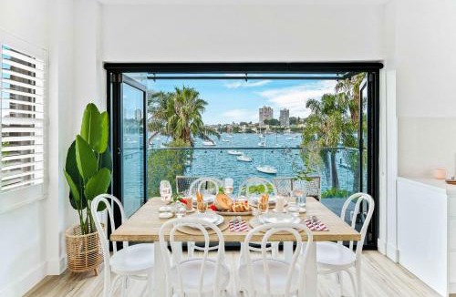Elizabeth Bay Apartment | Phoenix at Palm View Collective