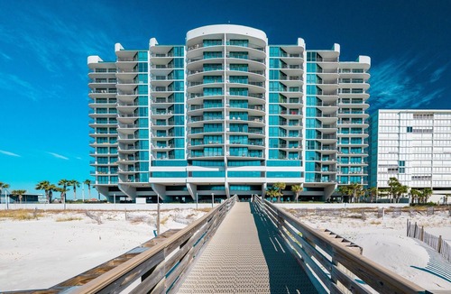 Orange Beach East Condo | Phoenix IX by Brett Robinson Vacations