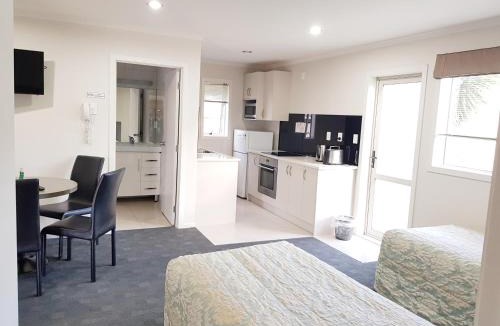 Remuera Hotel | Phoenix Palm Motel