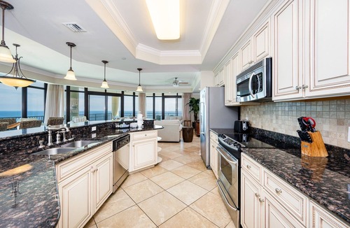 Orange Beach Condo | Phoenix West 2209 4 Bedroom Condo