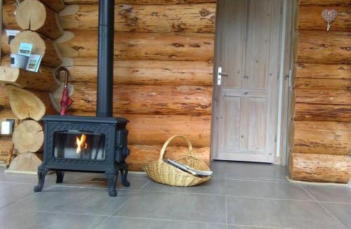 La Chapelle-d'Aurec House | Pialous:Chalet en rondins avec Espace Détente