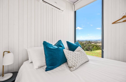 Piambong House | Piambong Tops Summary