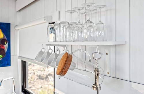 Piambong House | Piambong Tops Summary