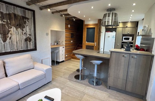 Lerne House | Pic Epeiche Gite