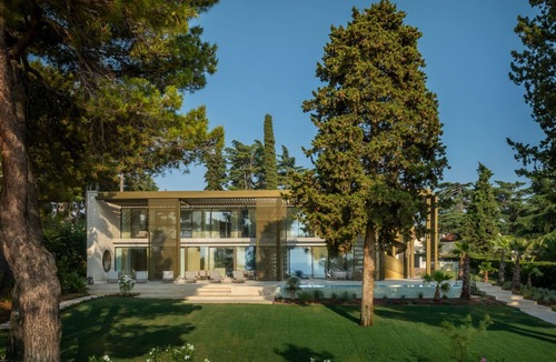 Porec Villa | Pical Beach House by Villas Guide