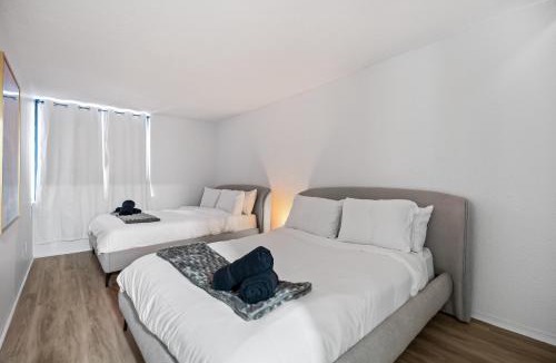 Milton Park Apartment | Picasso Residence Montreal