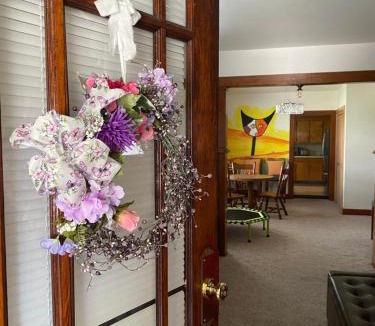Van Wert House | Picasso's Condo