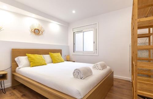 Cornella de Llobregat Apartment | Picasso Suites Cornellá