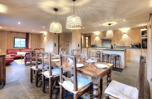 Saint-Nicolas-de-Veroce Apartment | Picherie bas - 10Pax - Calme - Vue montagne