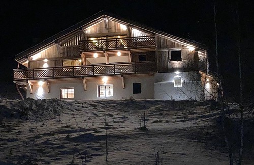 Saint-Nicolas-de-Veroce Apartment | Picherie bas - 10Pax - Calme - Vue montagne