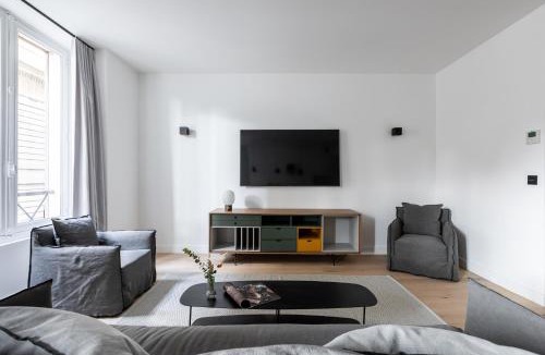 Odeon Apartment | Pick A Flat's Apartment in Saint Germain - Rue Corneille