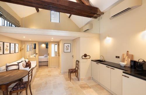 Saint-Thomas-d'Aquin Apartment | Pick A Flat's House in Saint-Germain des Près - Impasse Paul Louis Courier