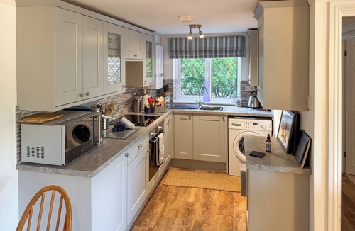 New Forest District Cottage | Picket Hill Cottage