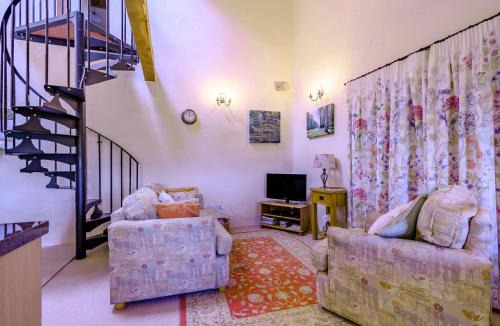 Carnforth House | Pickle Cottage