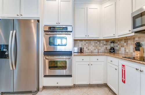 Carrabelle Condo | Pickleball and Pool Paradise 2b/2b