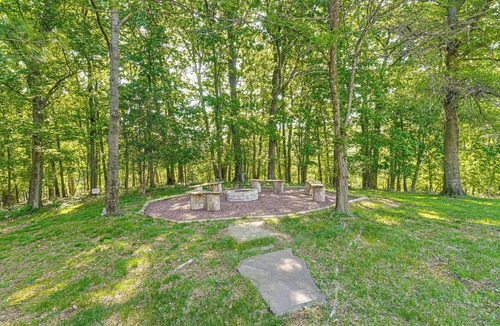 Potts Grove Cabin | Pickleball Court & Fire Pit: Milton Cabin!