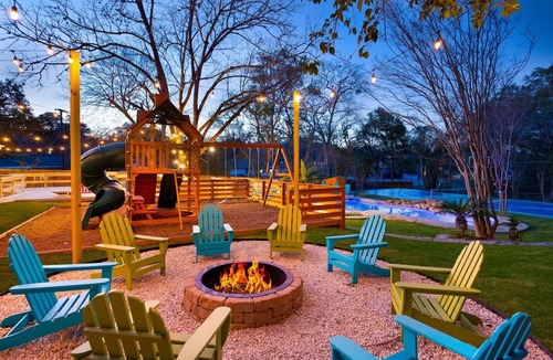 Oak Park - Northwood House | Pickleball & Heated Pool & Game Room & Mini Golf