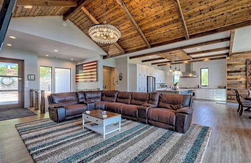 Young Harris House | Pickleball Paradise Resort by Chatuge Home Concierge | Tennis & Pickleball Court · Hot Tub · Firepit · Basketball · Ping Pong